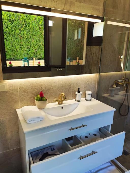 Casa Nueva De Vigo Rural Mos Con Jacuzzi Y Chimenea Para Escapada Romantica 외부 사진